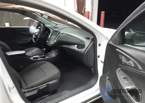 2017 Chevrolet Malibu Ls z USA, uszkodzony, nr VIN 1G1ZB5STXHF167408